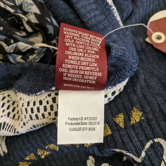 NWT ARIZONA JEANS Long Sleeve Top And Scarf Top Set Size XL - Picture 13 of 16